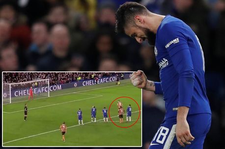 吉鲁判断对对手点球方向，车迷赛后欣喜若狂