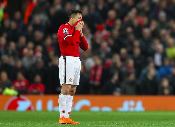 斯科尔斯：现在桑切斯必须替补；曼联误认这场是小菜一碟