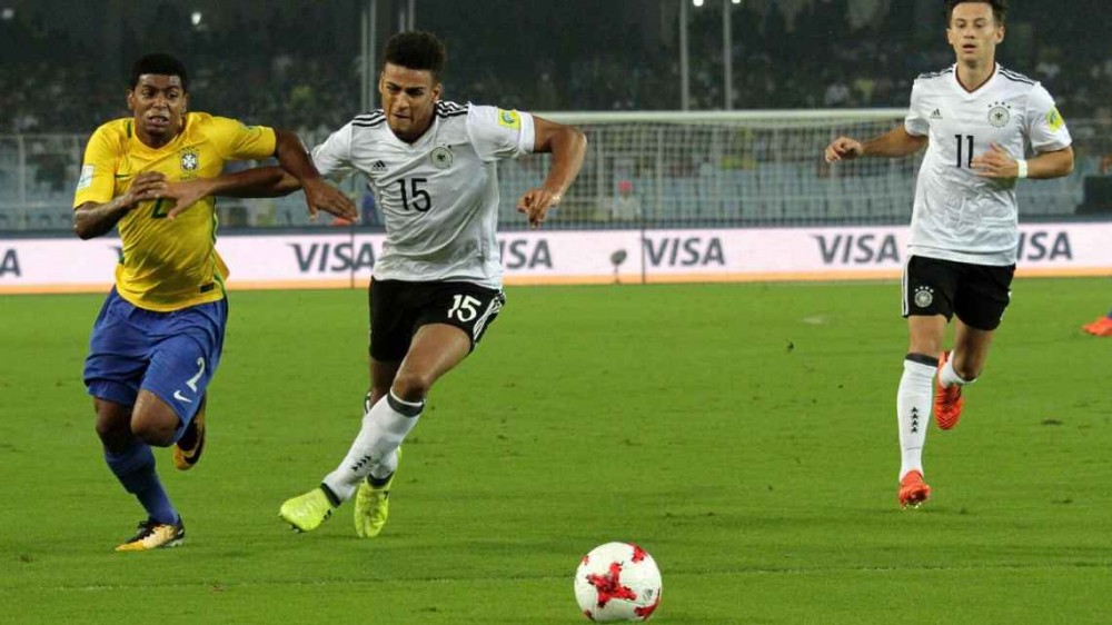 ESPN：英超三队关注汉堡后卫瓦诺曼，阿森纳处领先位置