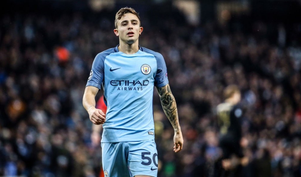 官方：曼城小将马费奥永久转会斯图加特