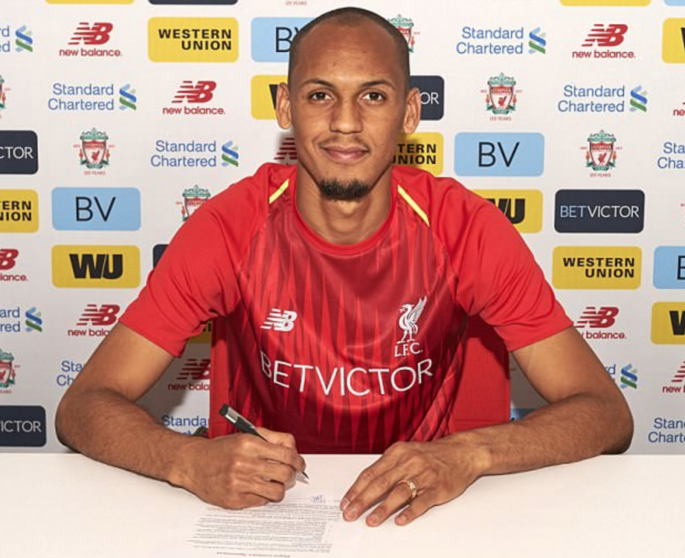 做做样子？法比尼奥签的竟是假合同