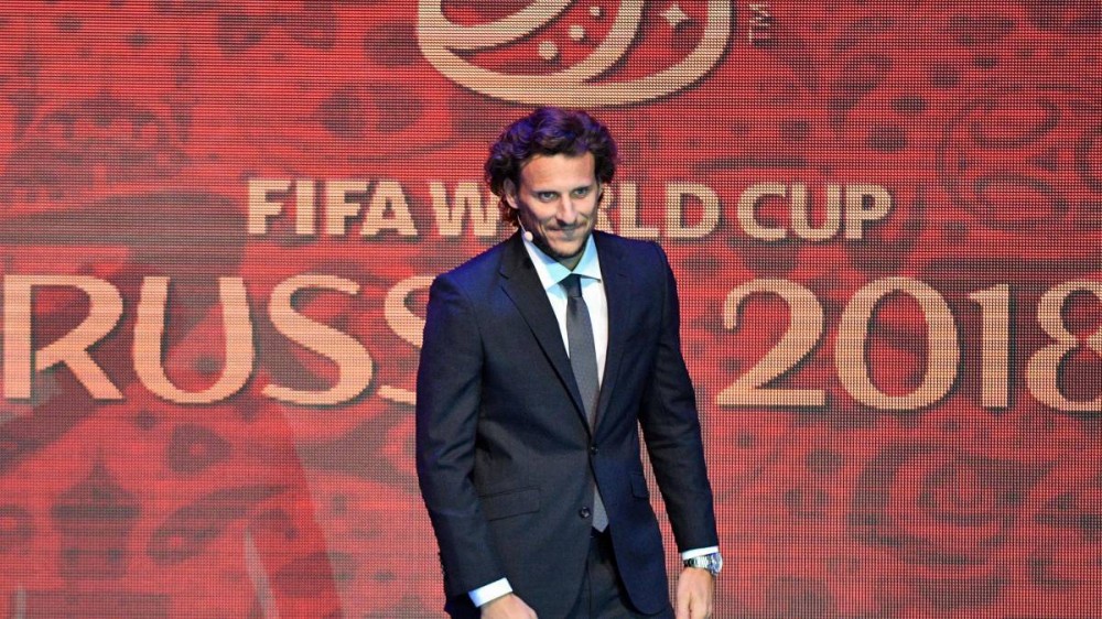 弗兰：格子是从皇社买的，若抱怨巴萨买人那是伪君子行为