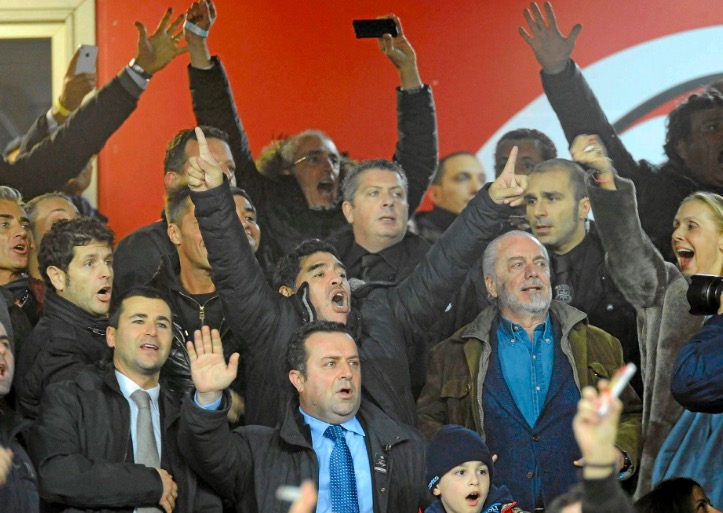 那不勒斯主席：萨里公开散播疑问，趁早结束合作为妙