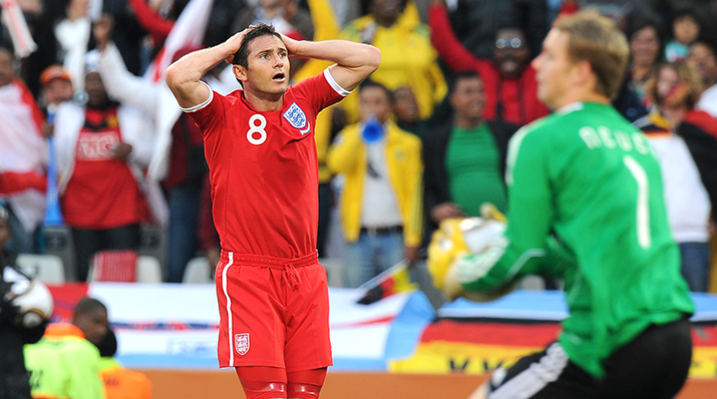 一笑泯恩仇！兰帕德：度假碰到诺伊尔，终于承认那是进球了