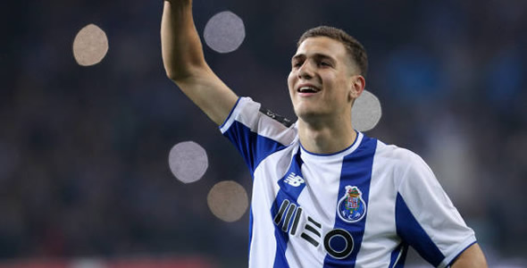 摄影师再宣：达洛特完成体检，稍后曼联将官宣