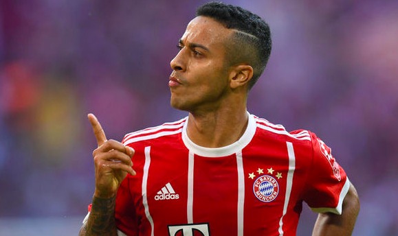 每体：巴萨将蒂亚戈视为中场引援人选之一