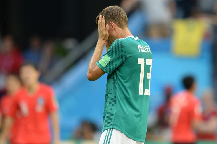 穆勒、诺伊尔：和足球无关的事干扰到了我们