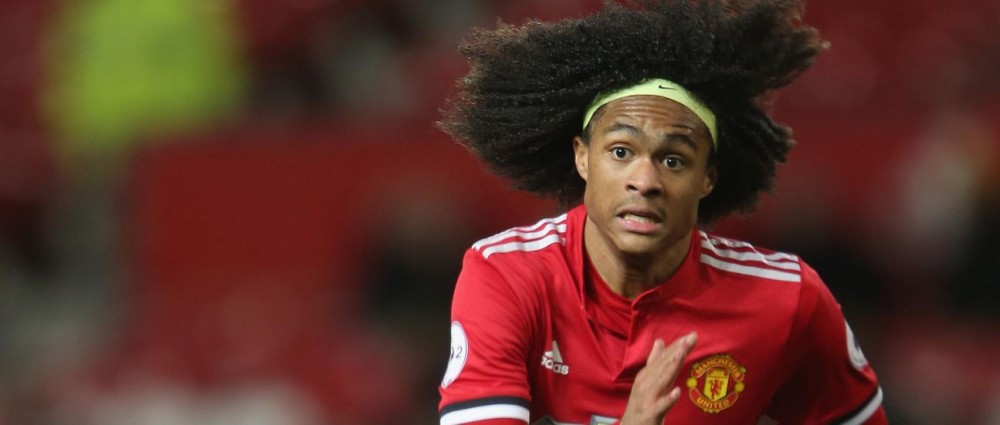 球探报告 | “贝尔”已在阵中，红魔超新星华裔小将钟塔西