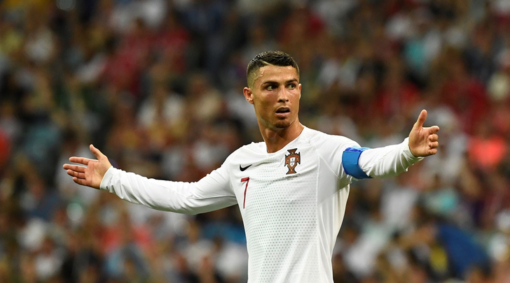 传菲亚特赞助C罗，帮助尤文签下葡萄牙巨星