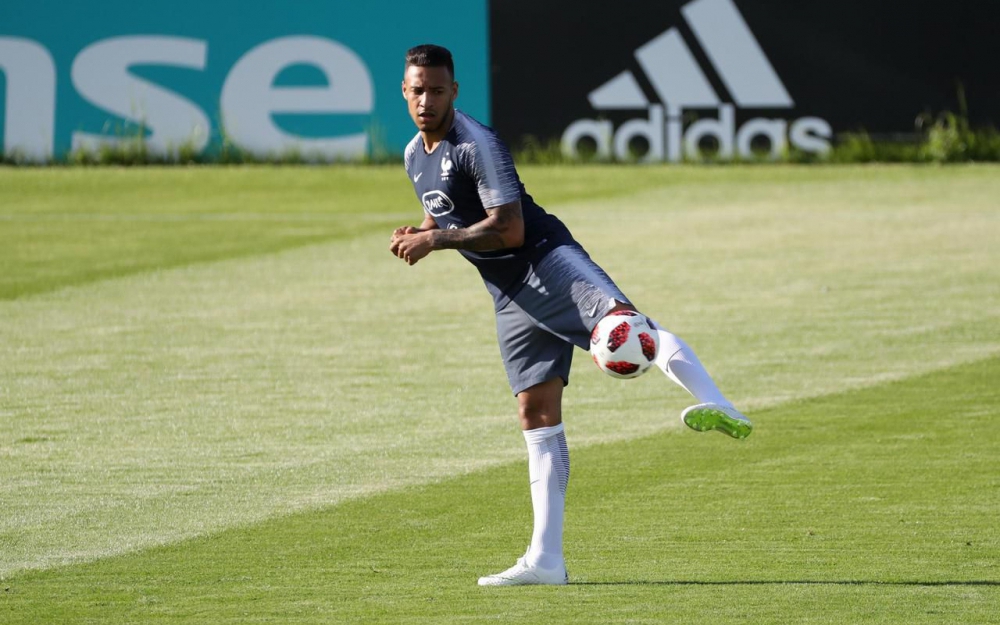 法媒：对阵乌拉圭，勒马尔和托利索将争夺一个法国中场首发