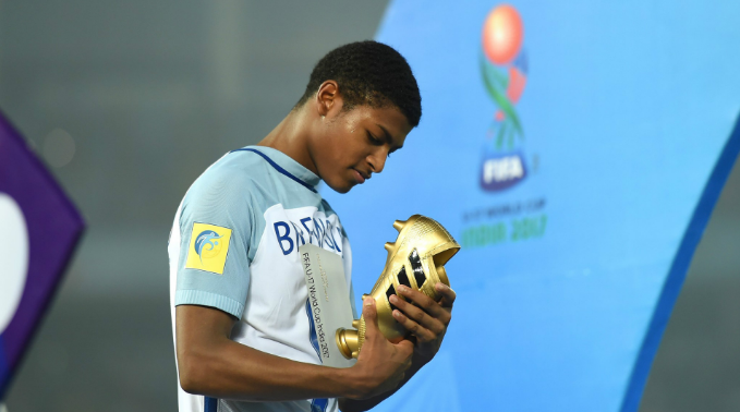 FIFA 19射门数值太低！利物浦小将：明年走着瞧